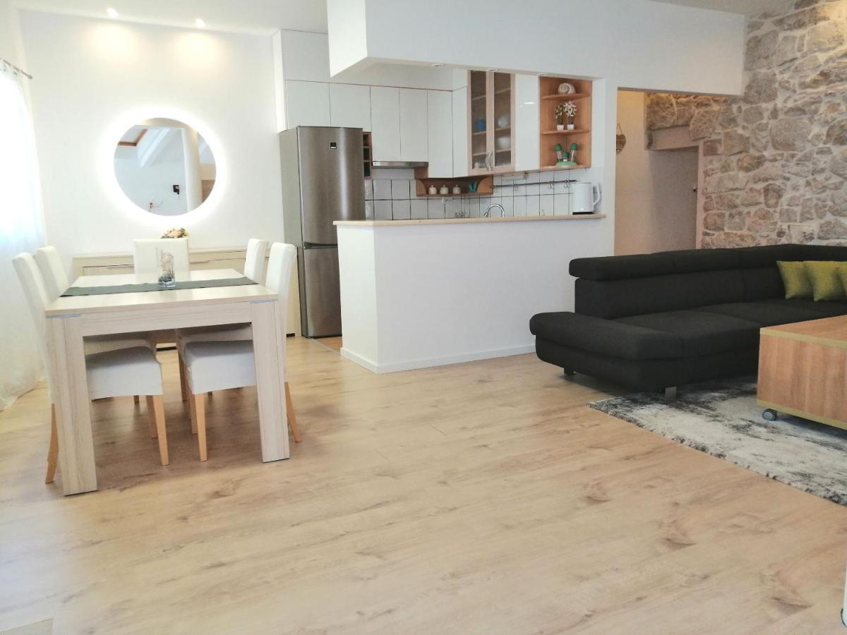 Apartment Julija Vodice Exterior photo